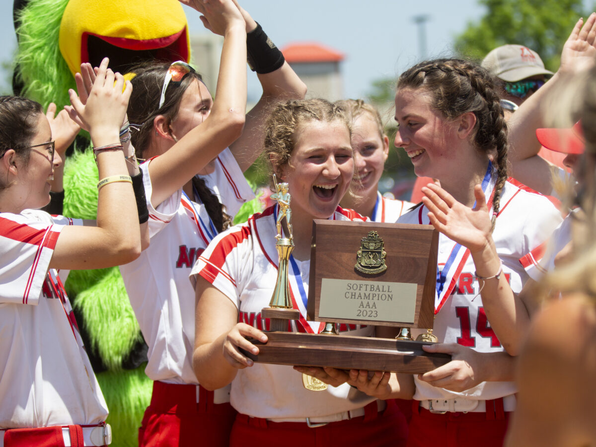 WPIAL Class 3A softball championship: Avonworth ace Alivia Lantzy authors another title game gem as Antelopes topple Southmoreland, 5-1