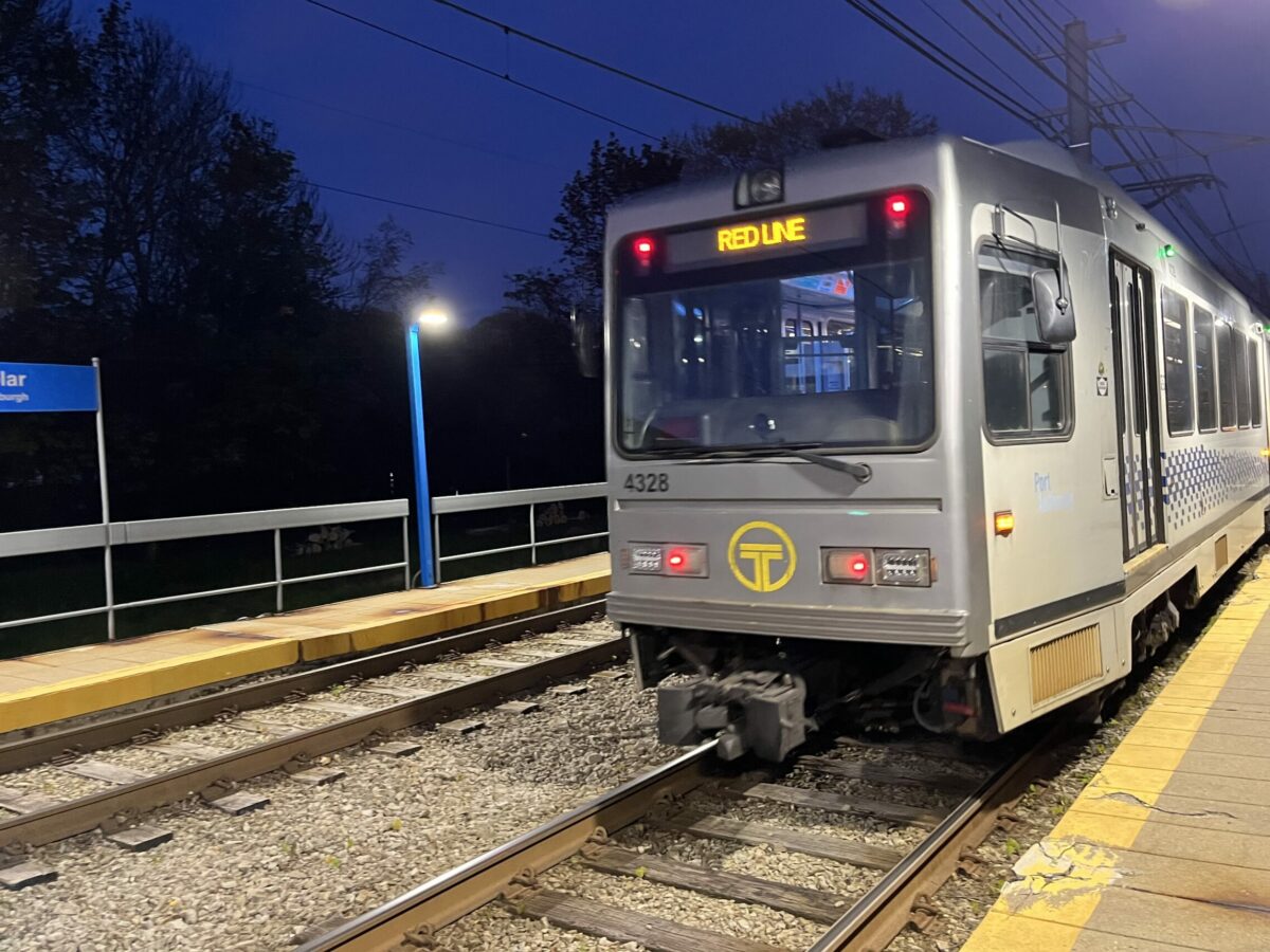 Federal grant will allow Pittsburgh Regional Transit to make all Red Line trains handicapped accessible